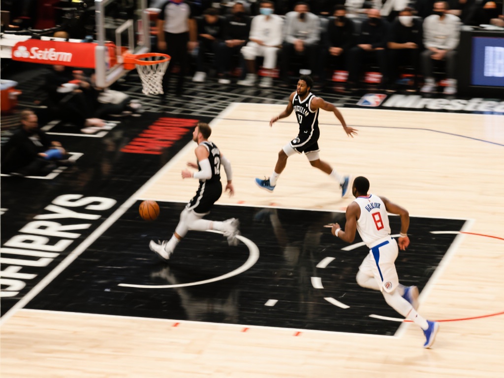 莱昂纳德31+6统治比赛 快船客场32分血洗篮网 此外,快船在快速反击中也占据了绝对优势。